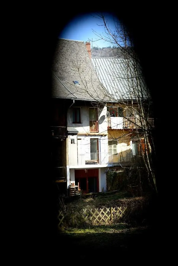 Refuge Du Vieux Bourg 0*, Le Chatelard (Chambery)